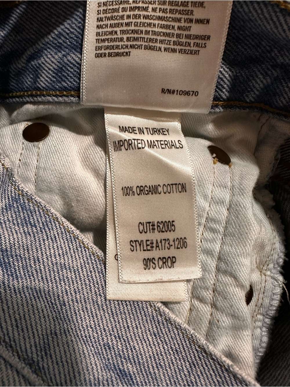 AGOLDE 90’s Crop Distressed High Rise button fly Jeans Size 25 Light Wash - Picture 6 of 7